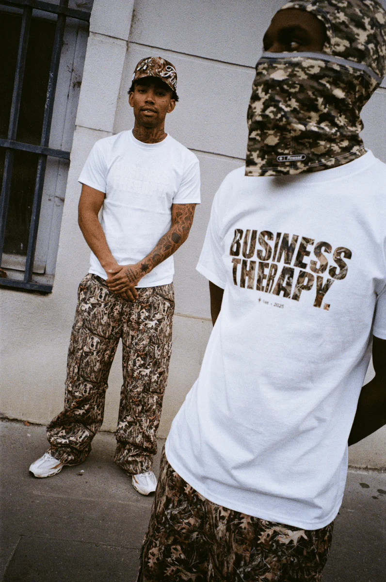TEE "BUSINESS THERAPY" CAMO - Image 3